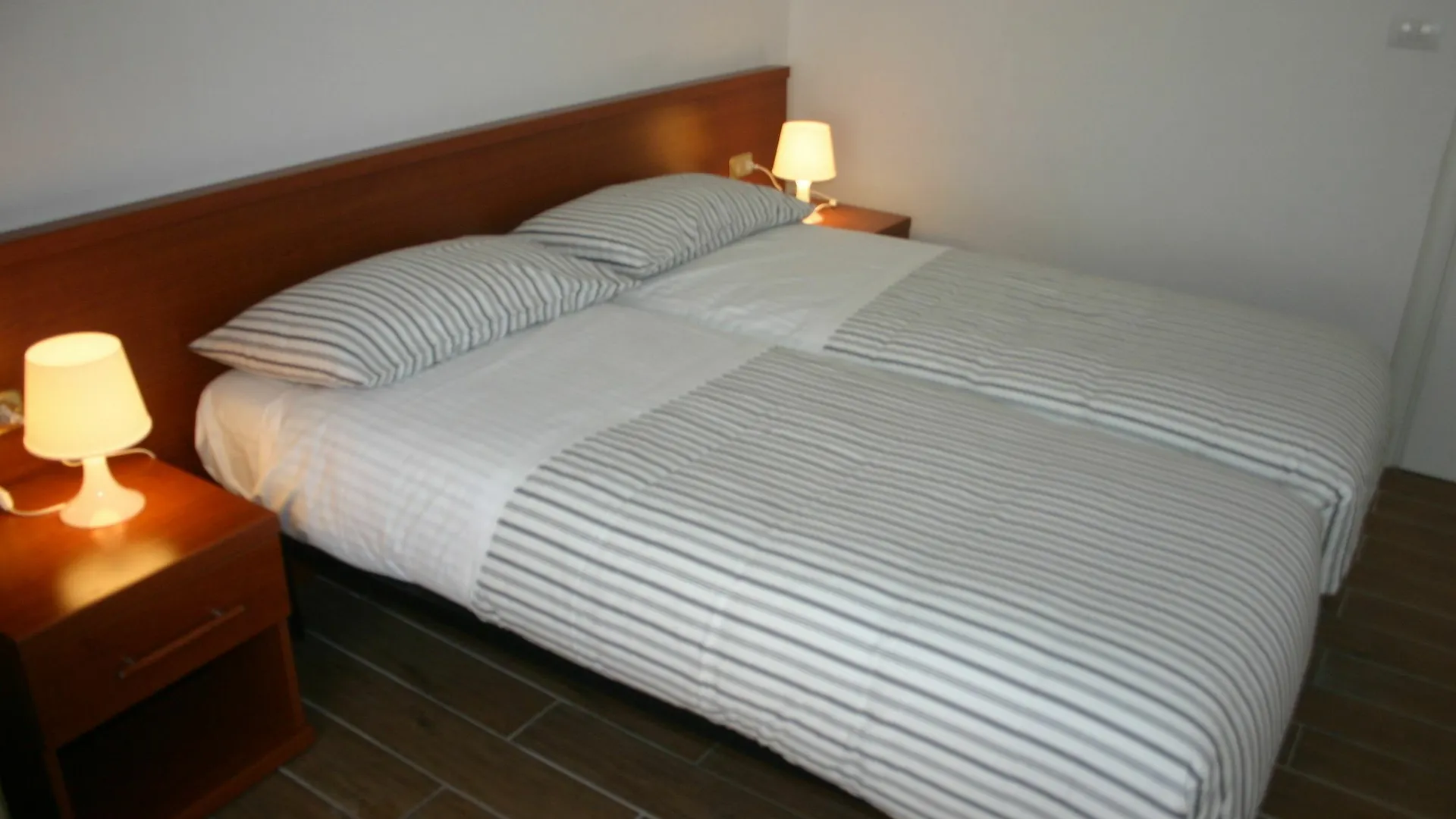 Vittoria Guest House Rome